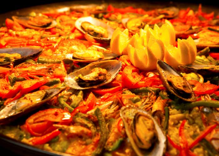 特大シーフードパエリア　Seafood paella (Dinner Time)